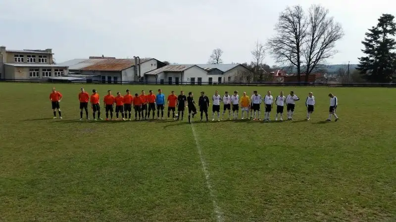 Ve druhém jarním utkání přišlo vítězství na hřišti soupeře: JISKRA PLESNÁ  -  FKNR  1 : 3