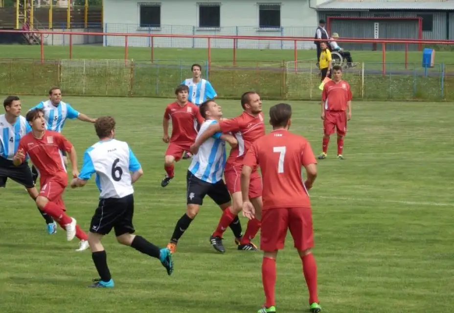 Vyrovnané utkání rozhodla jediná branka: FKNR - Spartak Horní Slavkov 1 : 0