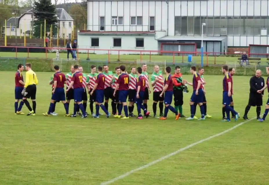 Po spoustě šancí jen hubené vítězství: FKNR - FK STARÁ CHODOVSKÁ 2 : 1
